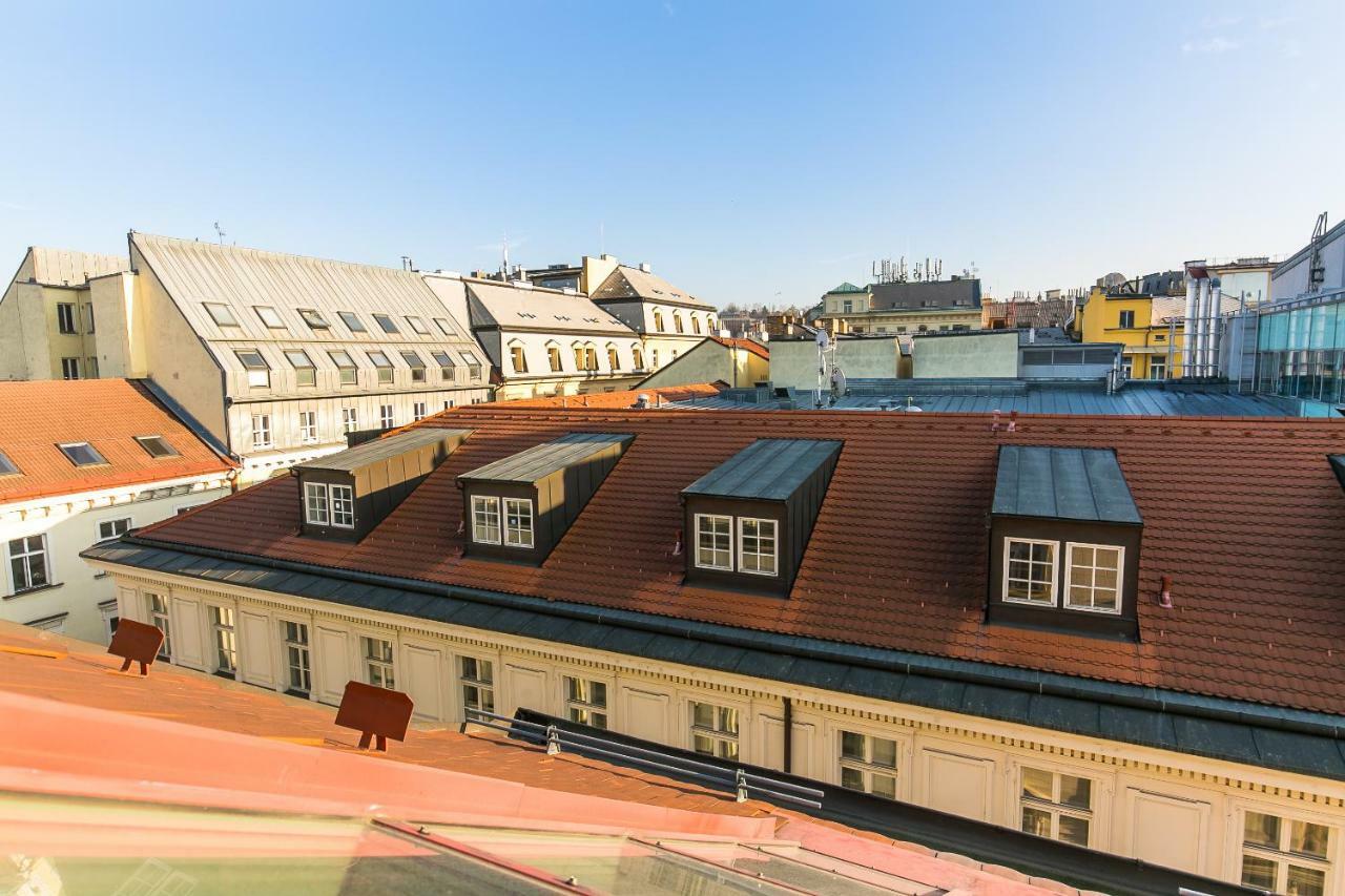 Attic Apartment By Wenceslas Square Prag Exterior foto